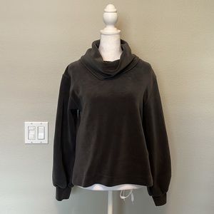 Wallflower Women’s Dark Grey Fleece Cowl Neck Balloon Sleeve Cropped Sweater Med